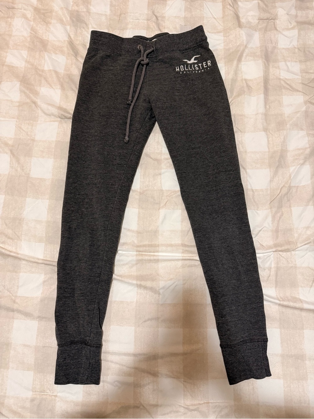 Hollister Women’s Charcoal Grey Jogger Sweatpants